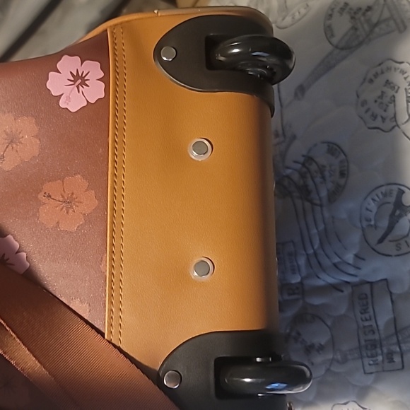 🦋Disney Lilo Stitch Rolling Luggage Duffle 20"🦋 - Picture 7 of 9